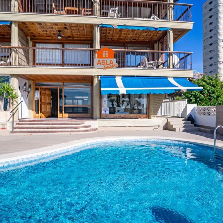 estacha apt - Three-Bedroom Apartment - 3