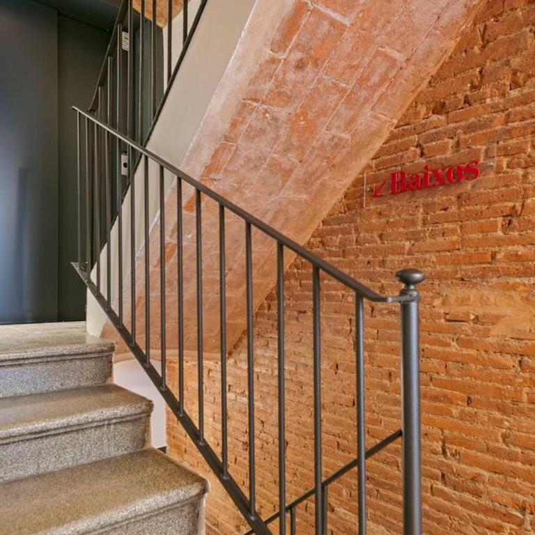The Orbit Plaza España - One-Bedroom Apartment - 7