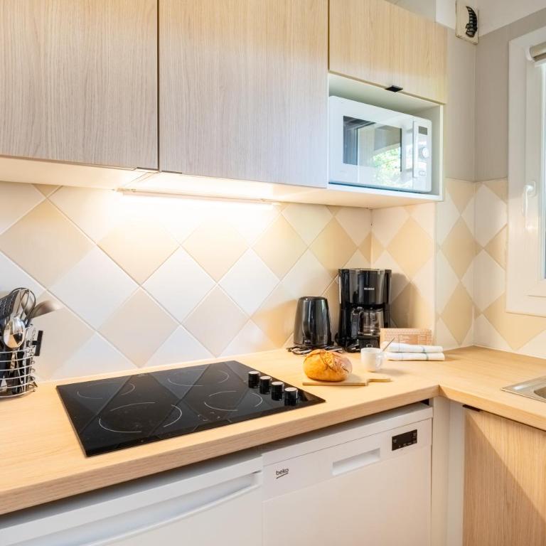 Résidence Pierre & Vacances Les Rives de Cannes Mandelieu - Appartement 1 Chambre Supérieur avec Terrasse ou Balcon (5 Personnes) - 5