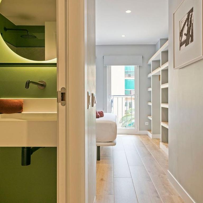 The Orbit Plaza España - One-Bedroom Apartment - 14