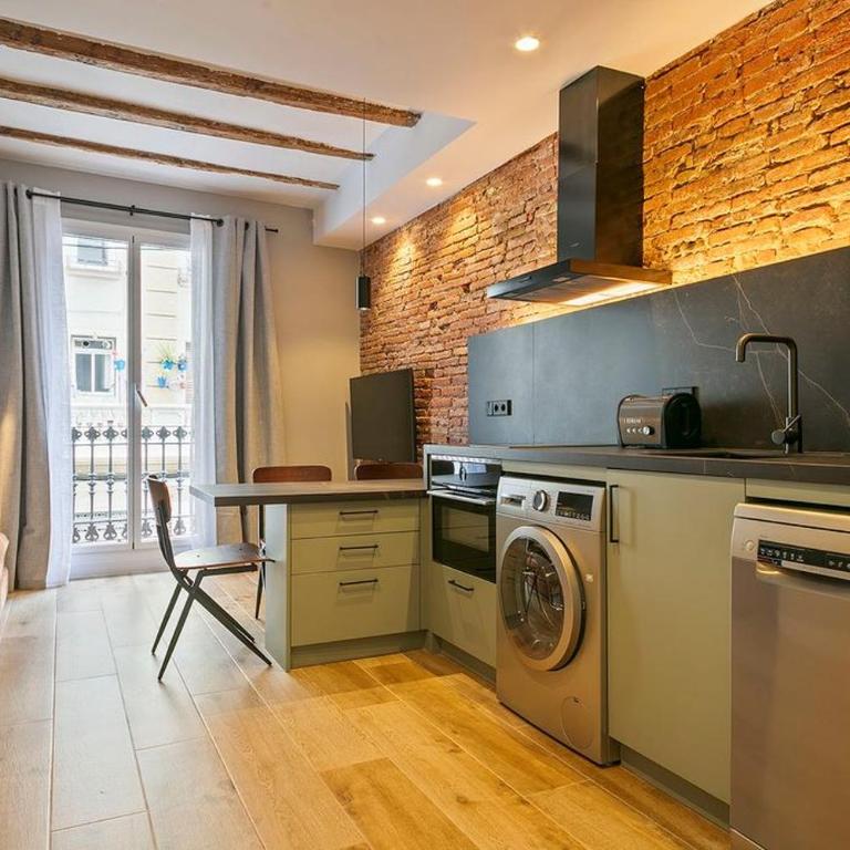 The Orbit Plaza España - One-Bedroom Apartment - 22