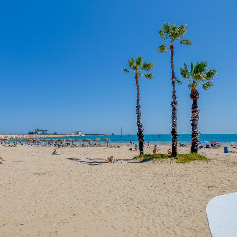 Apartamento Vera - Three-Bedroom Apartment with Sea View - 24
