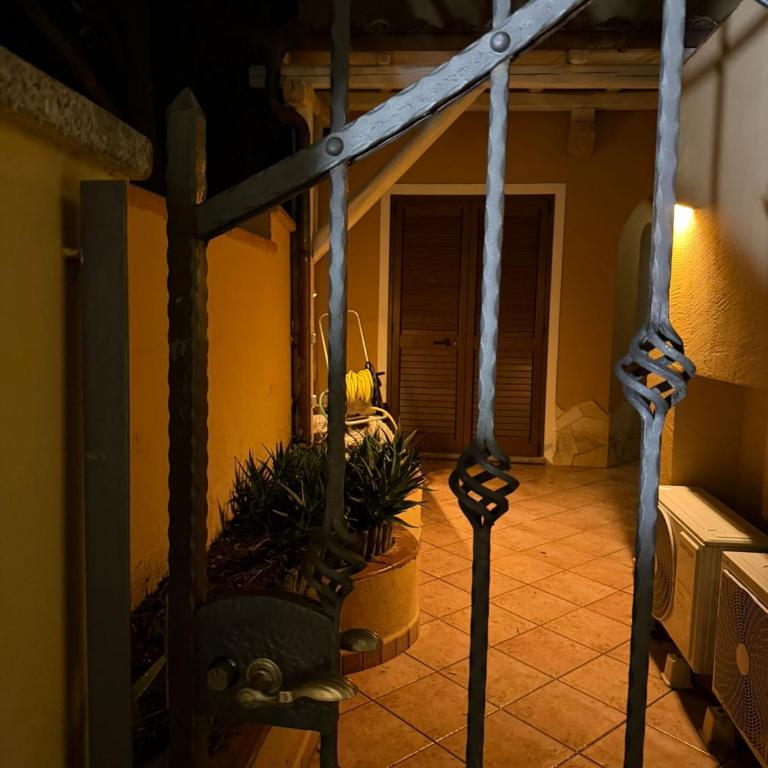 La Maddalena Escape House - Two-Bedroom Apartment - 1