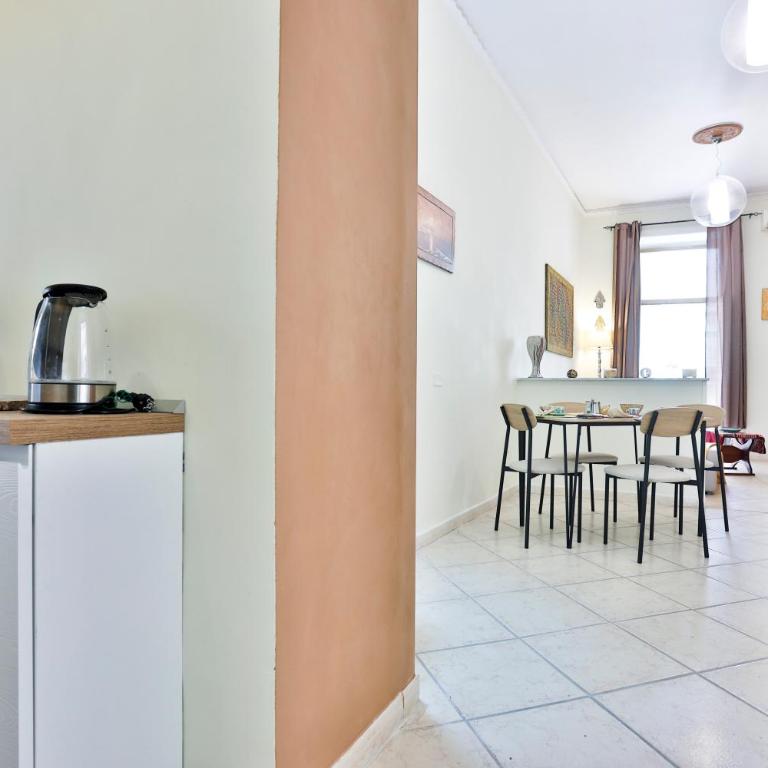 GuestHost - Max's Maison per Spaccanapoli - Appartamento con 1 Camera da Letto - 11