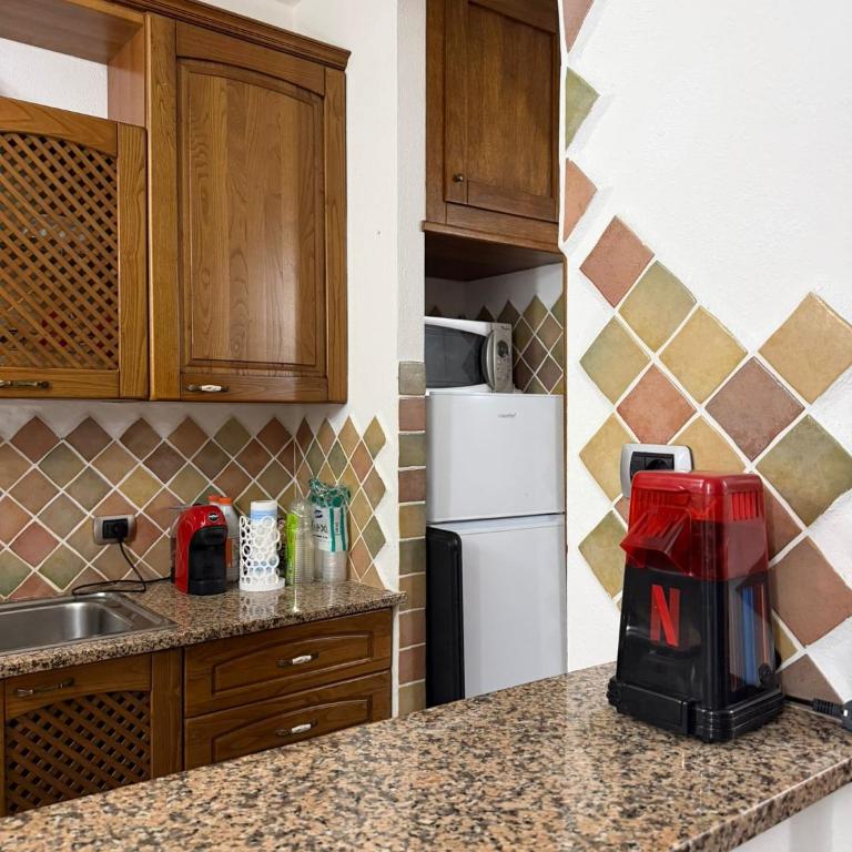 La Maddalena Escape House - Two-Bedroom Apartment - 18