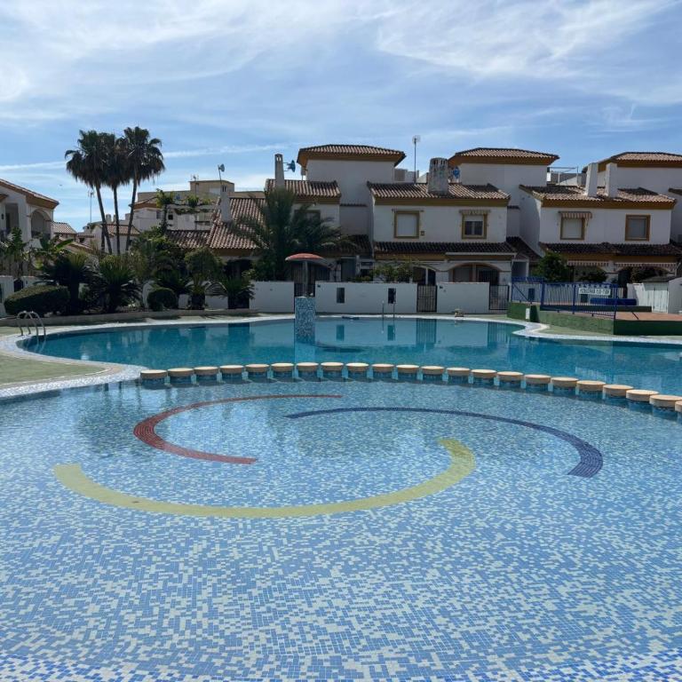 MET Oliva Nova Playa chalet grande con jardín MET a 5 minutos y a 3 de la playa - Casa de 3 dormitorios - 50