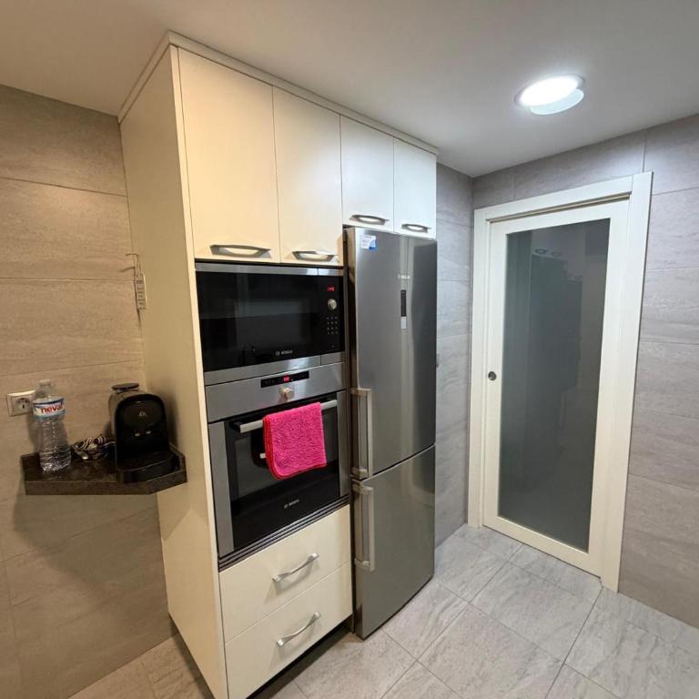 Ventura San Fernando - Three-Bedroom Apartment - 10