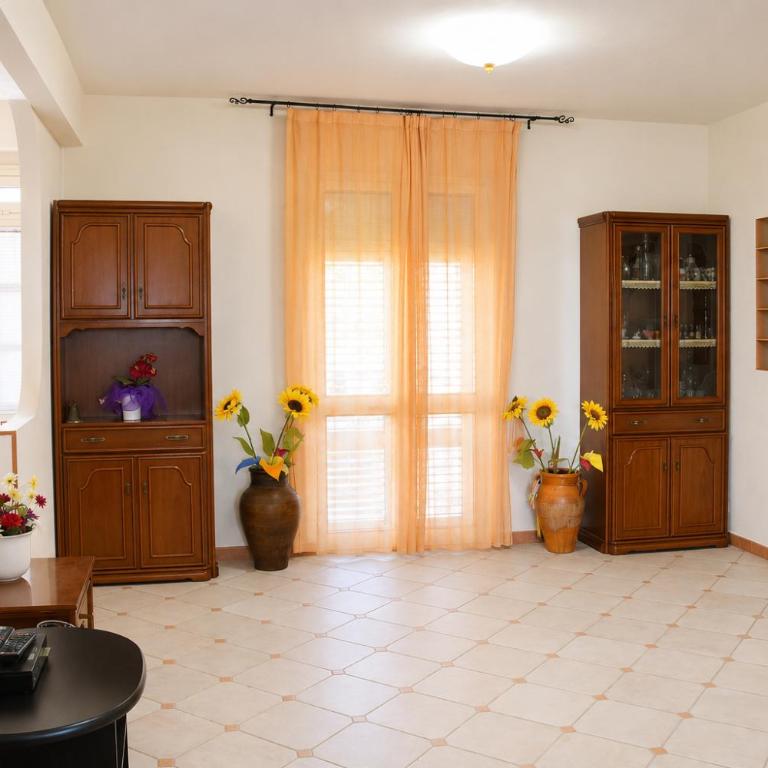 Veranda Vincenzi - Appartamento con 3 Camere da Letto - 2
