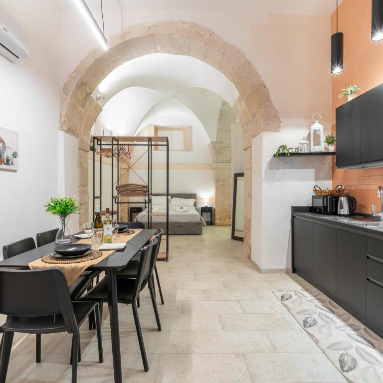 Atena Ortigia - Apartment with Shower - 9