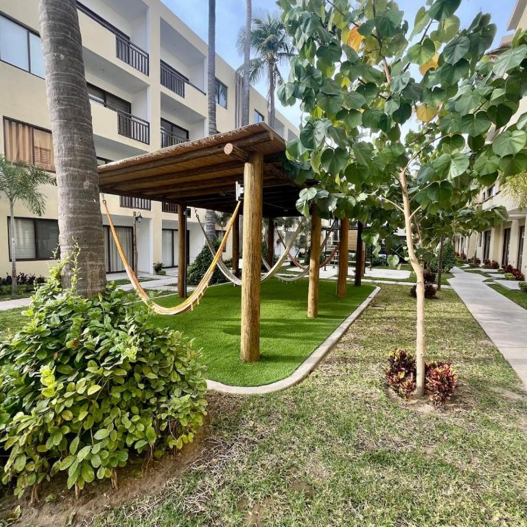 Perfect combination of comfort and sea - Three-Bedroom Apartment - 13
