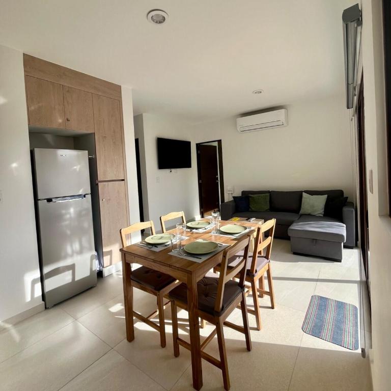 Perfect combination of comfort and sea - Three-Bedroom Apartment - 27