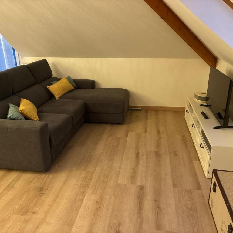 Parking- F3 65m2 - 10 min à pied du centre-ville - 4 personnes - Appartamento con 2 Camere da Letto - 20