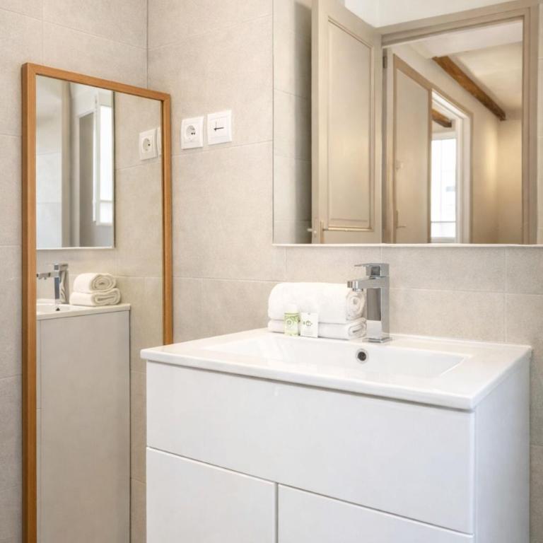Elegant property - Eiffel Tower & Invalides - Appartement - 23
