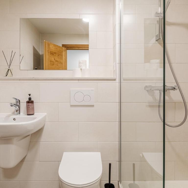 Hotel Du Lac - Chambre Double ou Lits Jumeaux Standard - 11