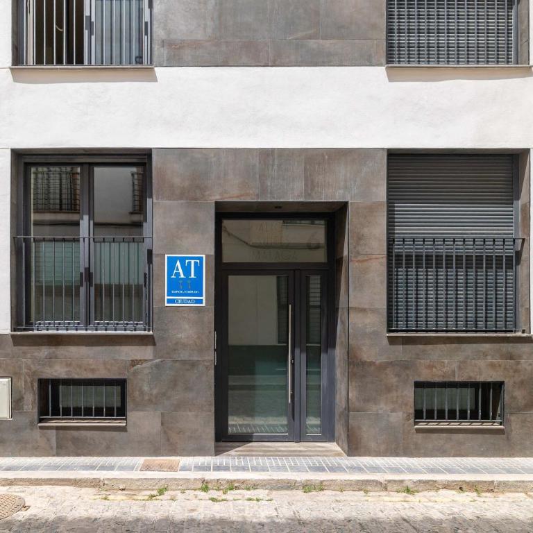 1 Bedroom Apartment with Private Patio for 2 in Central Malaga by Stay Homy - Apartamento - 17