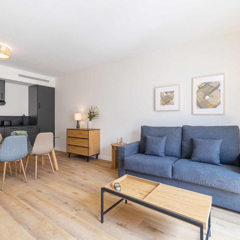 2BR for 4 Central Malaga Quiet Area by Stay Homy - Apartamento - 17