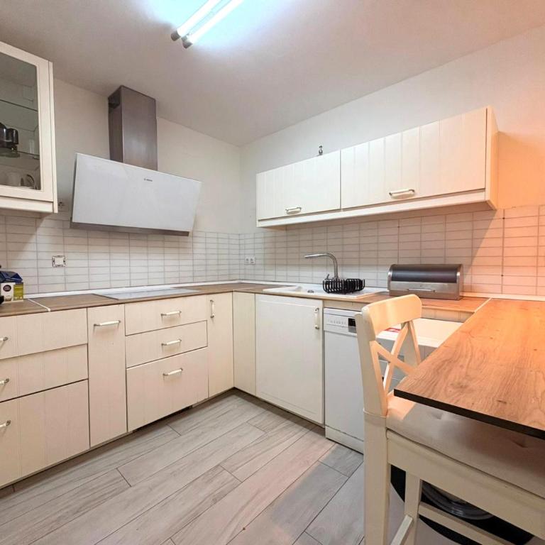 Portugal - Apartamento de 2 dormitorios con balcón - 22