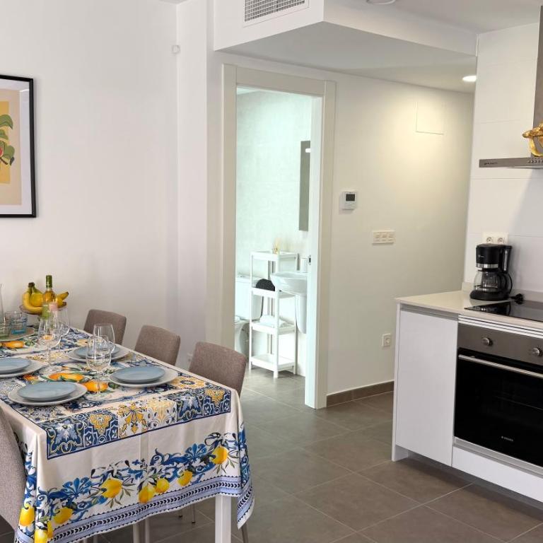 Modern Gala Stay Gran Alacant - Two-Bedroom Apartment with Terrace - 20