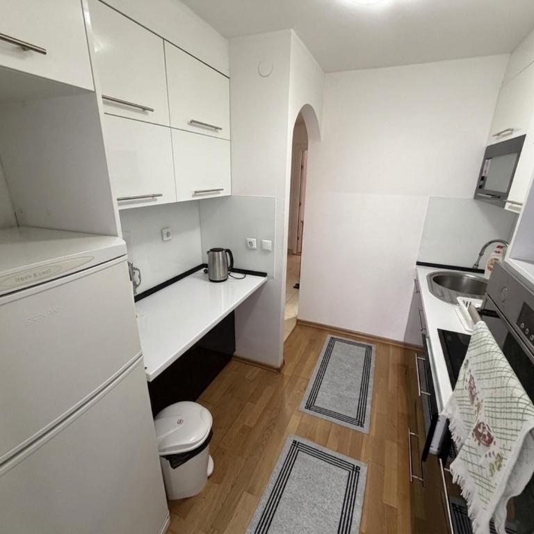 stan Ildža Lužani - Apartman sa 2 Spavaće Sobe - 9