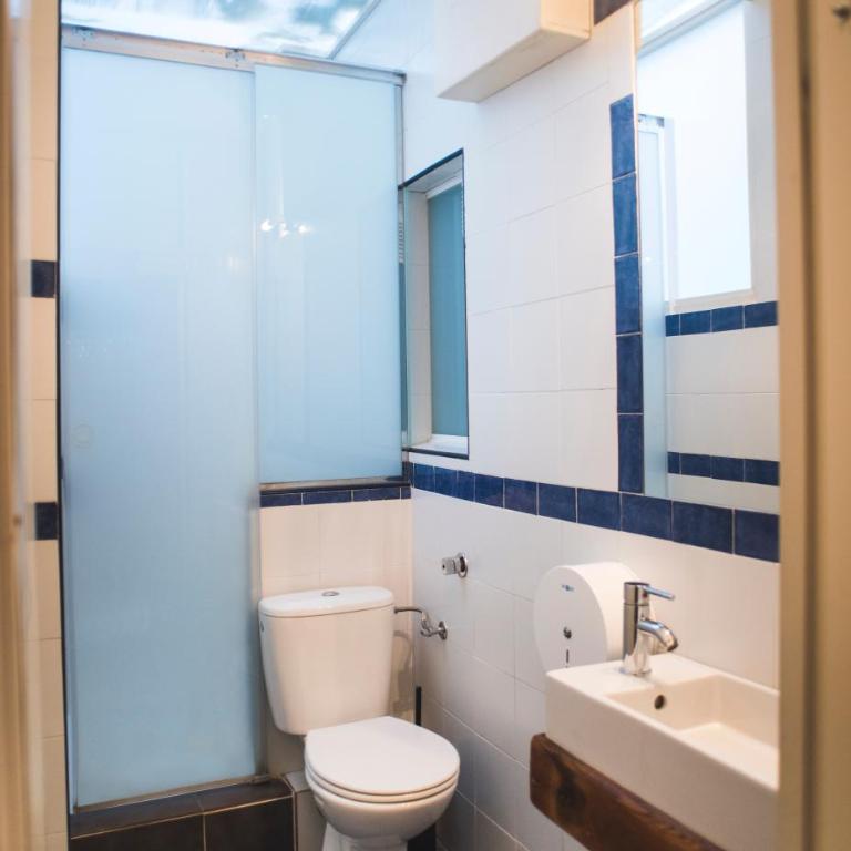 Casa Caracol - Cama en habitación compartida para mujeres de 7 camas con baño privado - 1