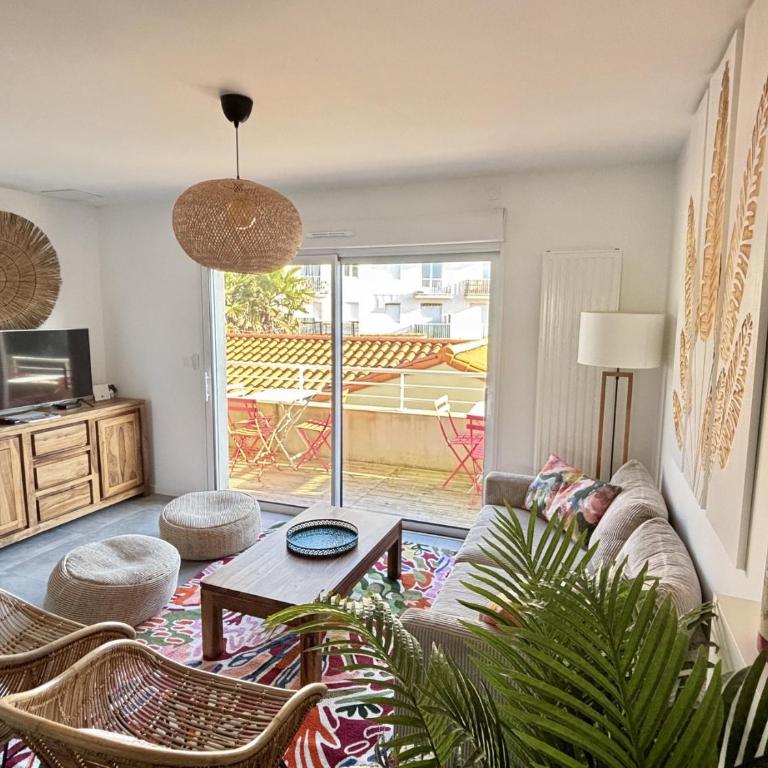 .La Villa Sablaise. Maison avec place de parking au coeur du quartier Arago - Maison de Vacances - 2