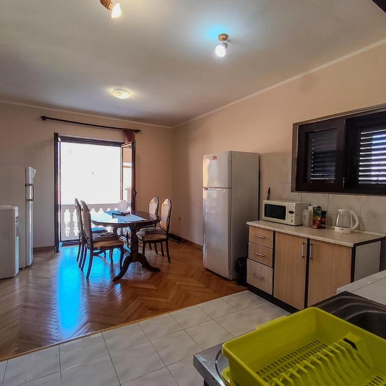 Apartment Anastasija - Two-Bedroom Apartment with Bay View - 28