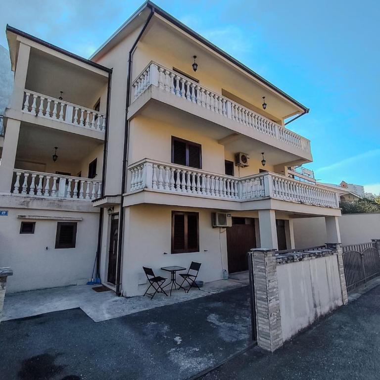 Apartment Anastasija - Two-Bedroom Apartment with Bay View - 37