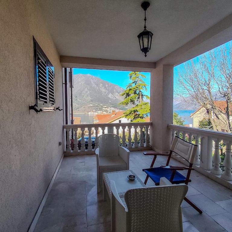 Apartment Anastasija - Two-Bedroom Apartment with Bay View - 65