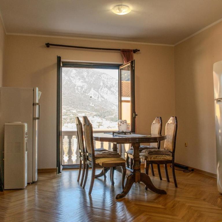 Apartment Anastasija - Two-Bedroom Apartment with Bay View - 76