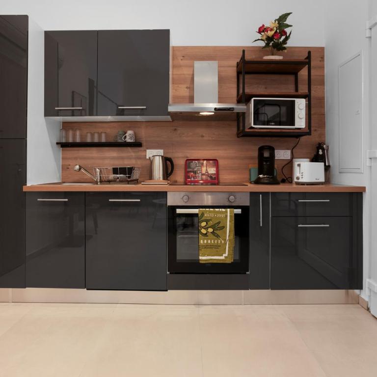 Appartement Moderne 1 à Fréjus - Apartamento Superior de 1 dormitorio con balcón - 6