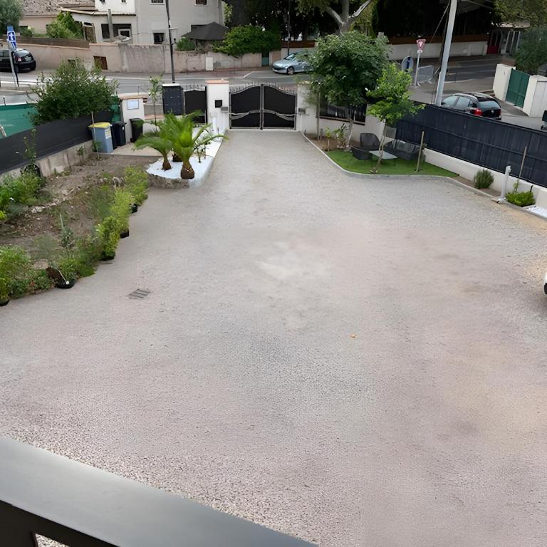 Appartement Moderne 1 à Fréjus - Apartamento Superior de 1 dormitorio con balcón - 24