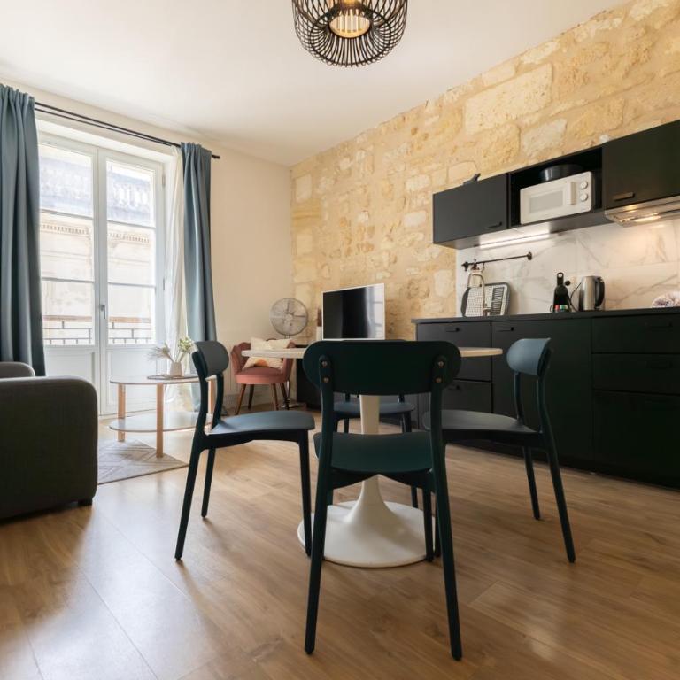 Magnifiques Appartements - Face a la Gare - Appartement 1 Chambre - 7