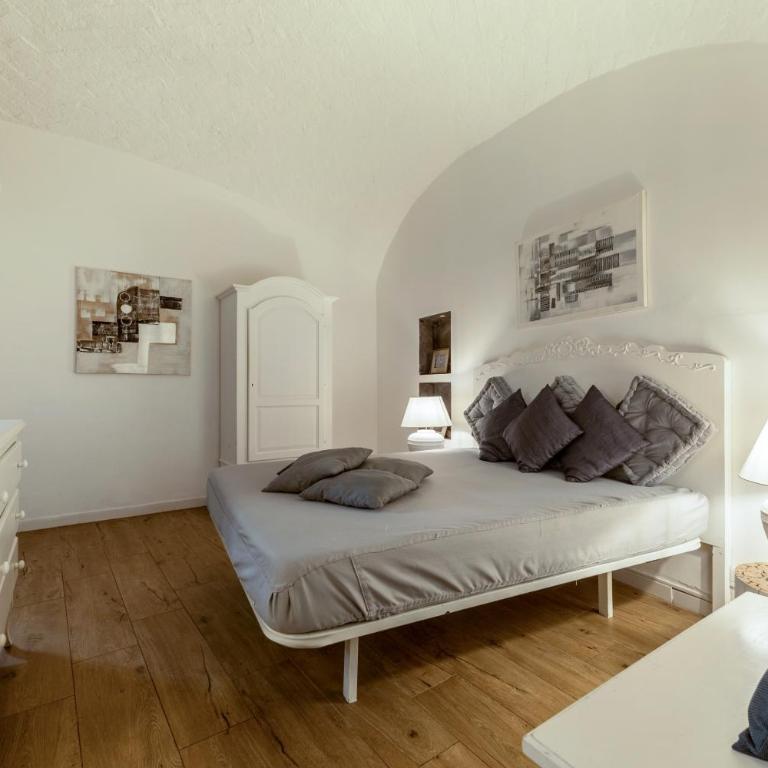 Campo dei Fiori Historic Apartment - Appartamento con 2 Camere da Letto - 19