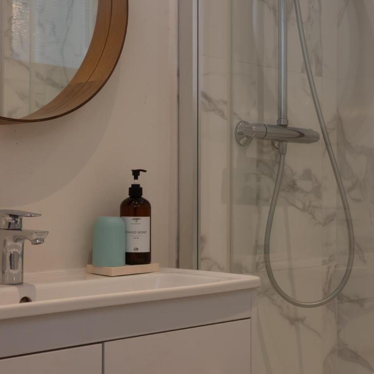 Magnifiques Appartements - Face a la Gare - Studio - 12