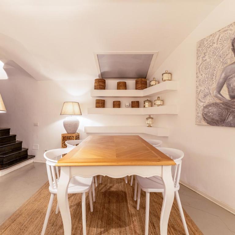 Campo dei Fiori Historic Apartment - Appartamento con 2 Camere da Letto - 38