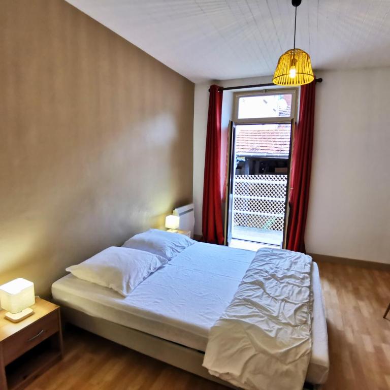 Grand T2 avec balcon - proche centre historique - Apartment mit 1 Schlafzimmer - 6