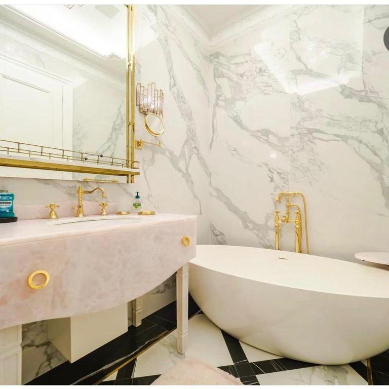 Luxury city center apartment - Two-Bedroom Apartment - 4
