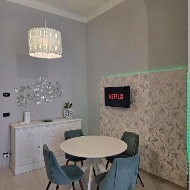 Cairoli54 Apartment - In the Heart of Bari - Appartamento con 2 Camere da Letto - 6