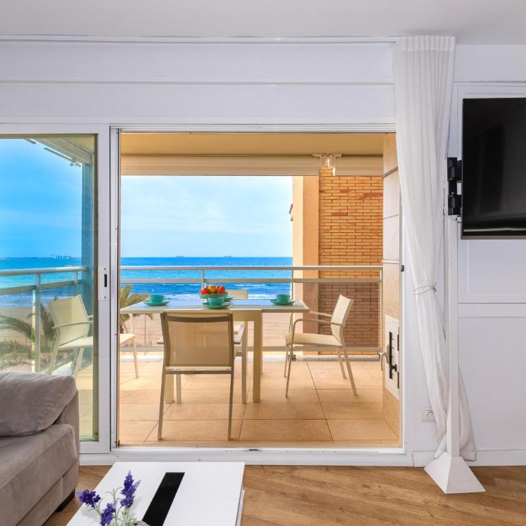 Apartment PINEDA BEACH - Apartment with Sea View - 2