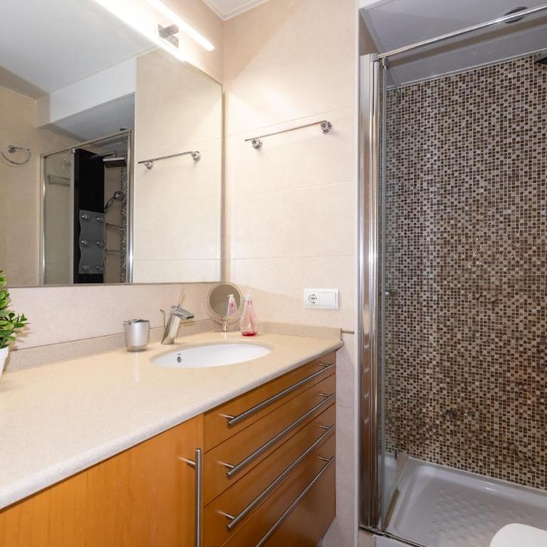 Apartment PINEDA BEACH - Apartment with Sea View - 8