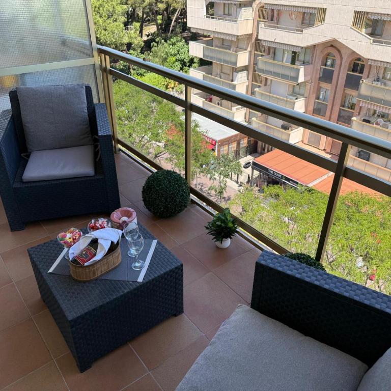 In the heart of Salou - One-Bedroom Apartment - 2