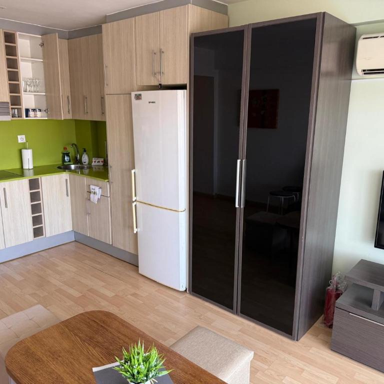 In the heart of Salou - One-Bedroom Apartment - 7