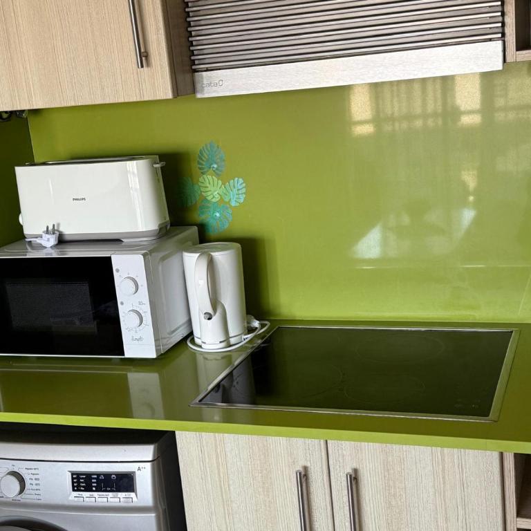 In the heart of Salou - One-Bedroom Apartment - 9