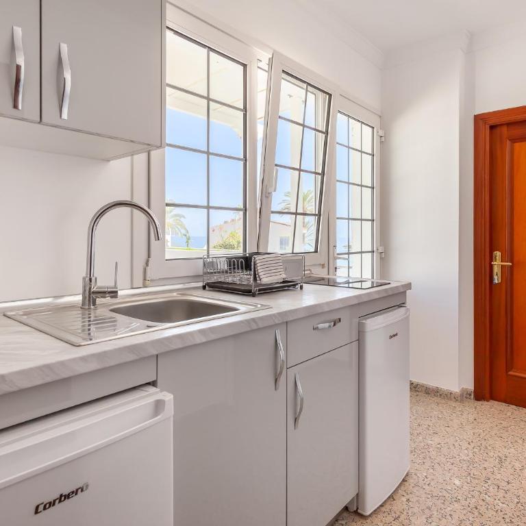 Villa Perla Canaria - Seven-Bedroom Villa with Private Pool - 29