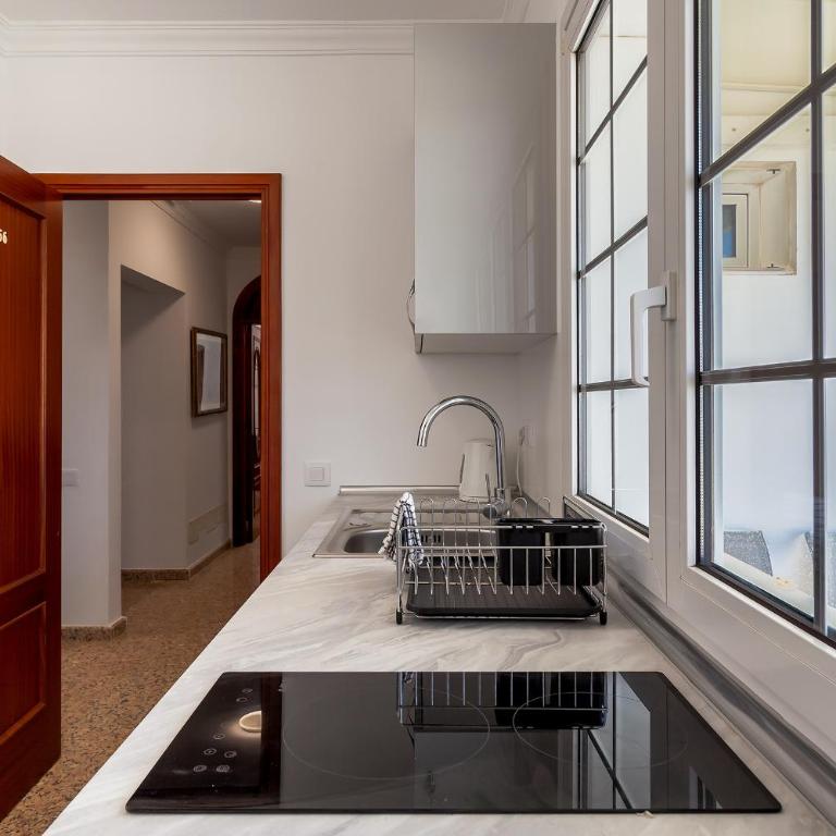 Villa Perla Canaria - Seven-Bedroom Villa with Private Pool - 28