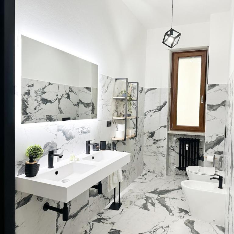 Suite artistica a Torino Nord Stadium & Hospital - Two-Bedroom Apartment with Balcony - 9