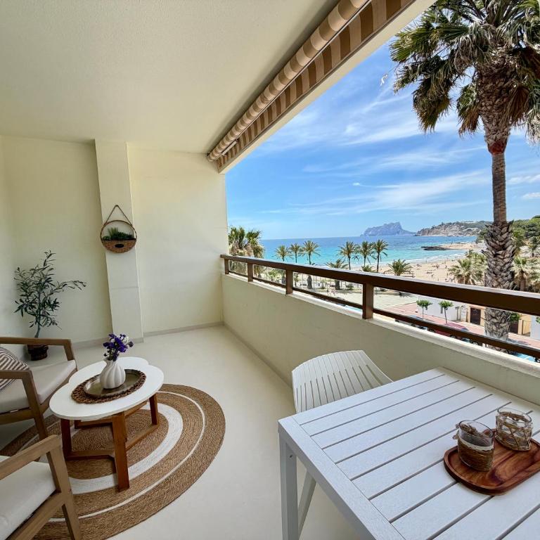Primera Linea de Playa - Apartment with Sea View - 8