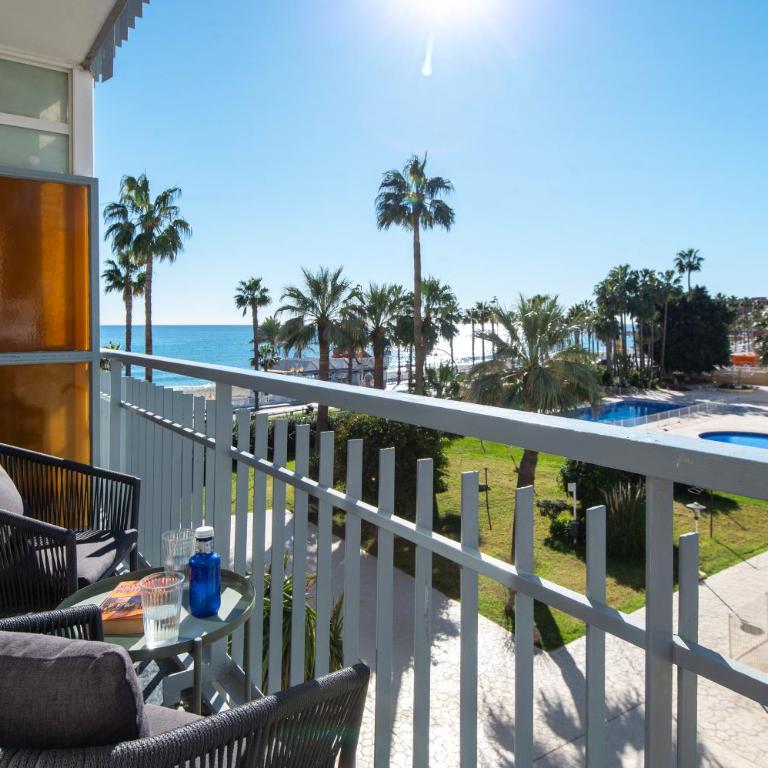 Beach Front Apartment Benalmadena - Apartamento de 1 dormitorio - 2