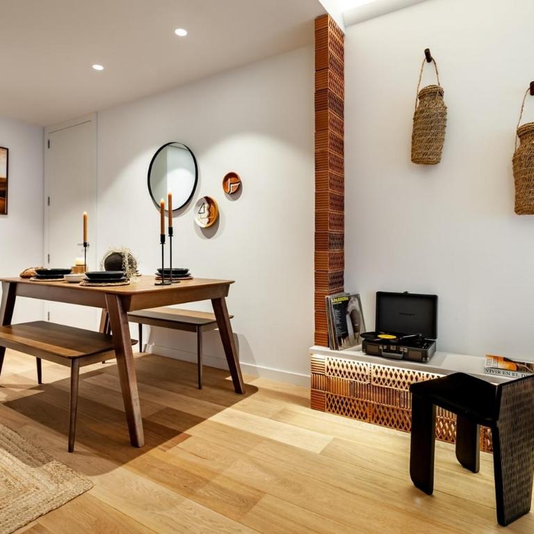Spacest - Carrer de Josep Torres E - Apartment - 12