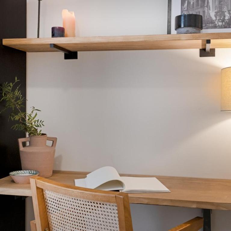 Spacest - Calle de Garcilaso A - Apartment - 12